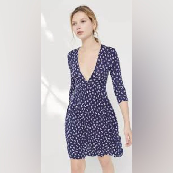 Urban Outfitters Dresses & Skirts - Urban Outfitters Navy Floral Long Sleeve Dress